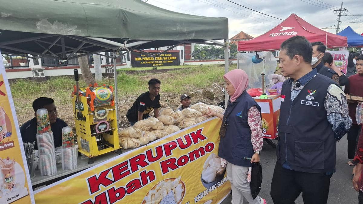 Takjil Alun-Alun Caruban Disidak, Dua Kerupuk Reaktif Boraks