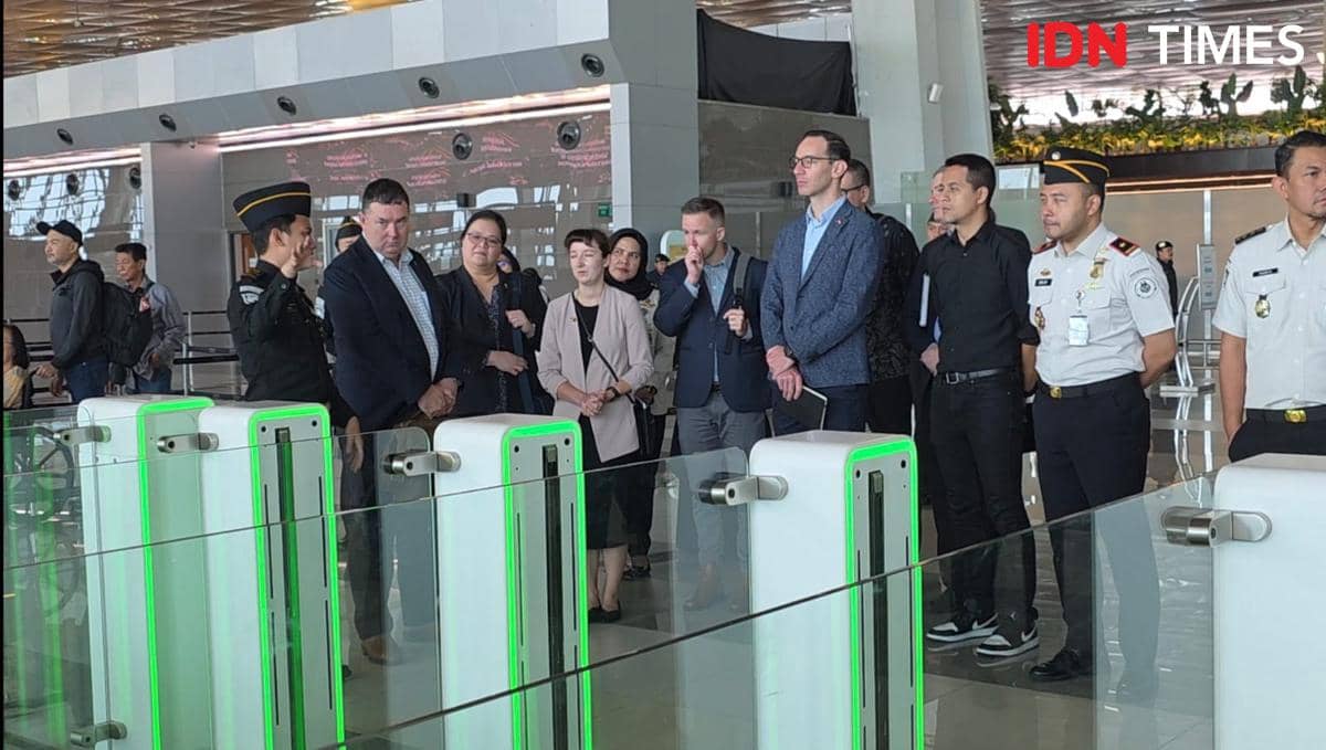 Kepala Kantor Imigrasi Kelas I Khusus TPI Soekarno-Hatta saat menerima kunjungan imigrasi Australia di Terminal 3 Bandara Soekarno-Hatta 