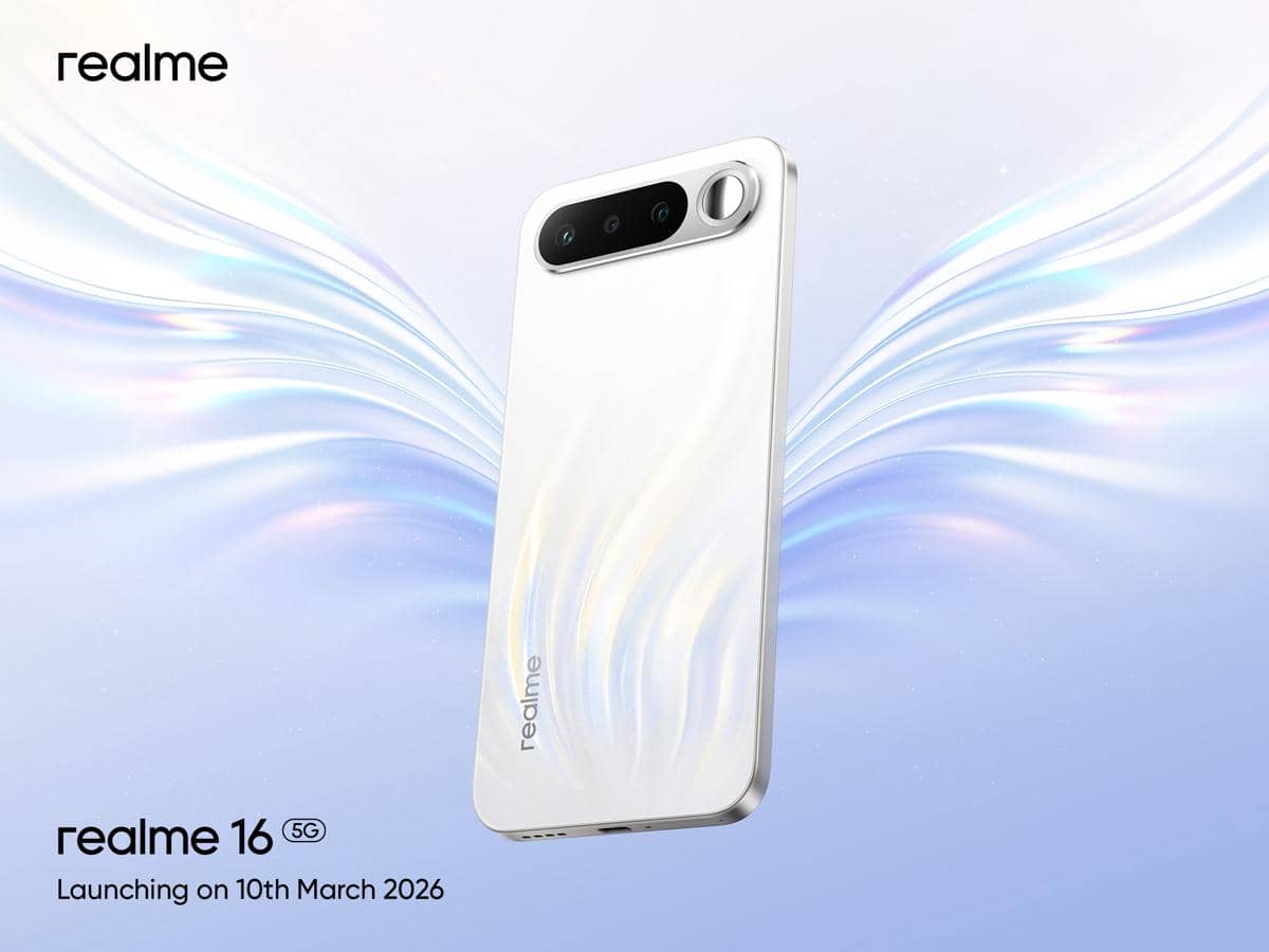 realme 16 5G - Aurora Wings.jpeg
