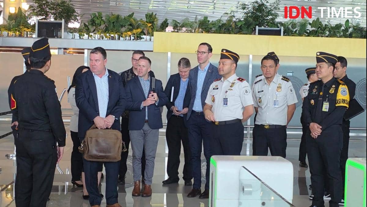 Kepala Kantor Imigrasi Kelas I Khusus TPI Soekarno-Hatta saat menerima kunjungan imigrasi Australia di Terminal 3 Bandara Soekarno-Hatta 