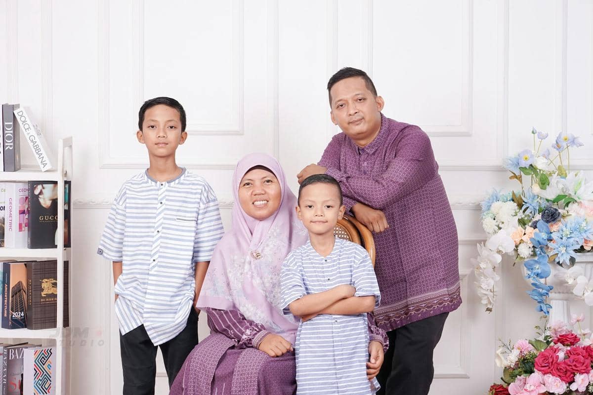 ilustrasi keluarga muslim