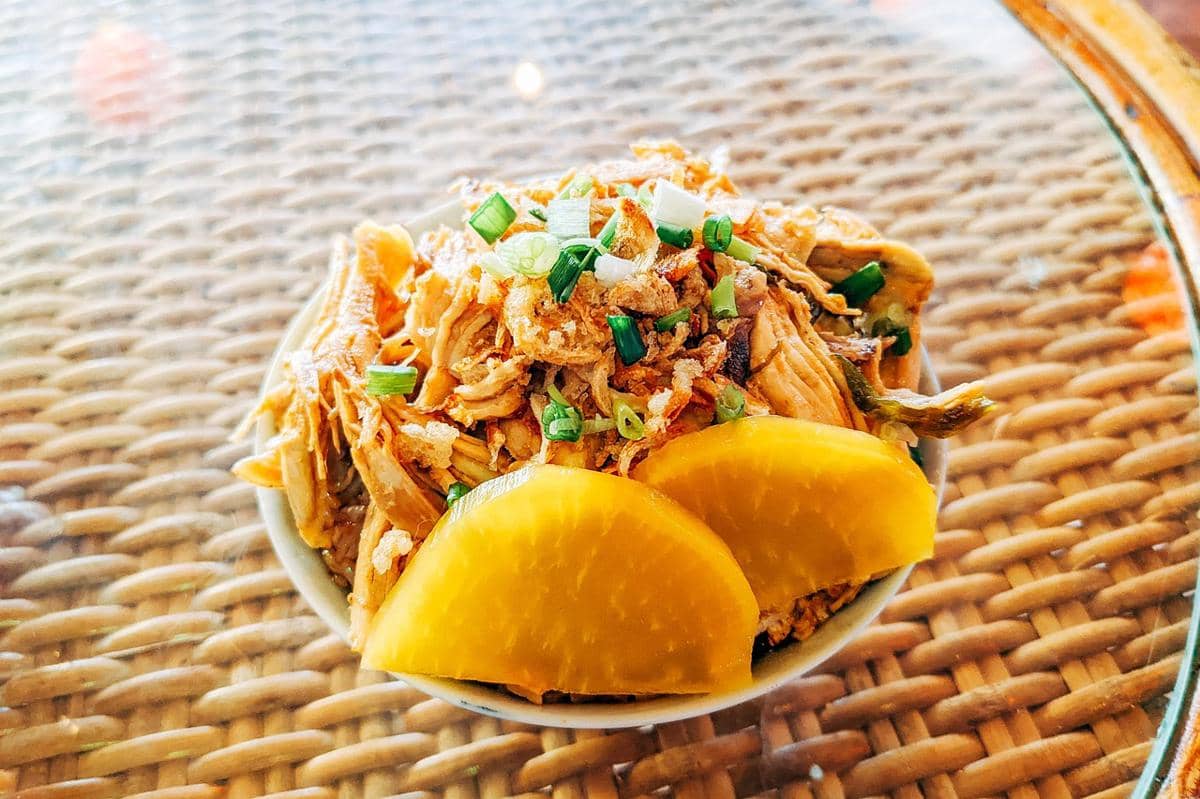 Resep Ayam Suwir Asam Manis, Menu Praktis yang Bikin Nambah Nasi