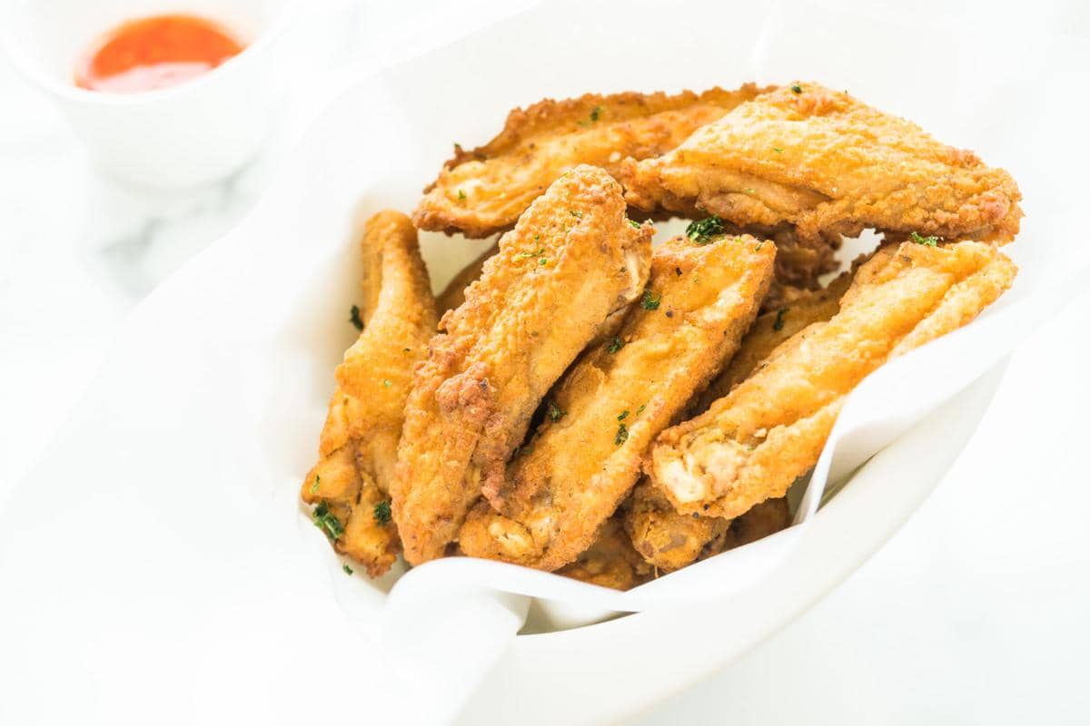 ilustrasi pisang goreng