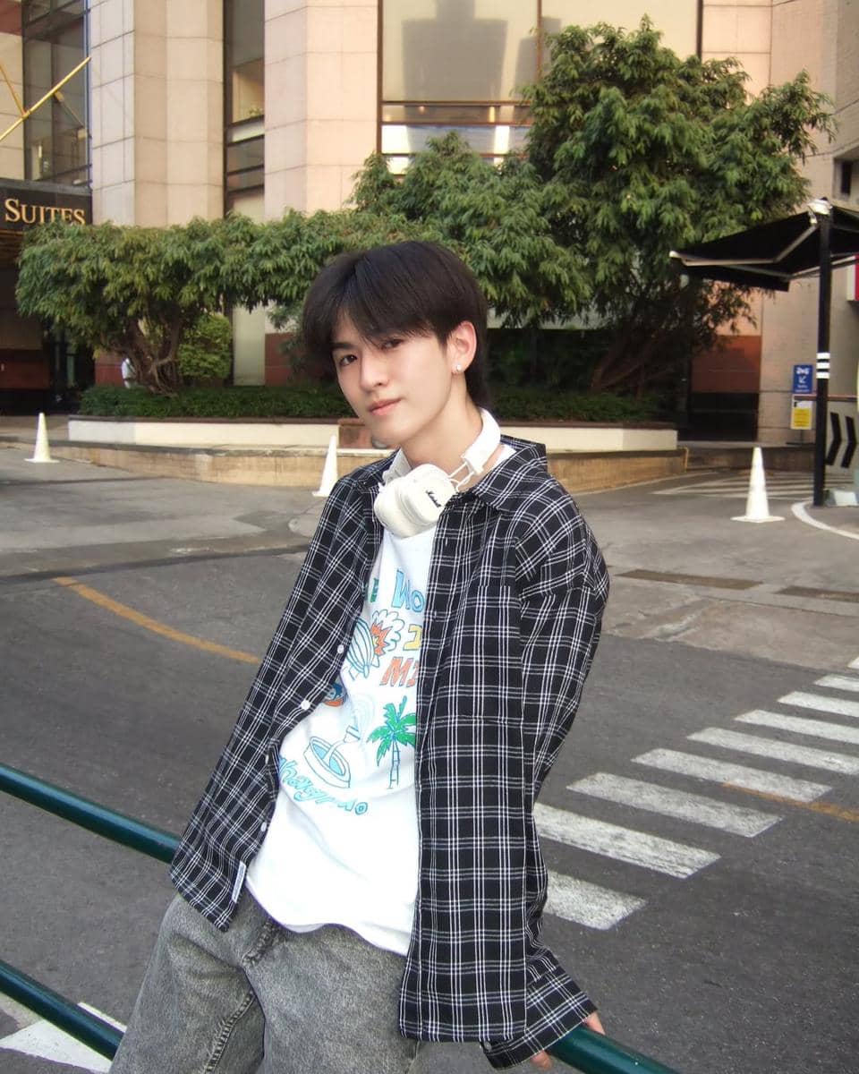 OOTD Day Out ala Jinwook BUS