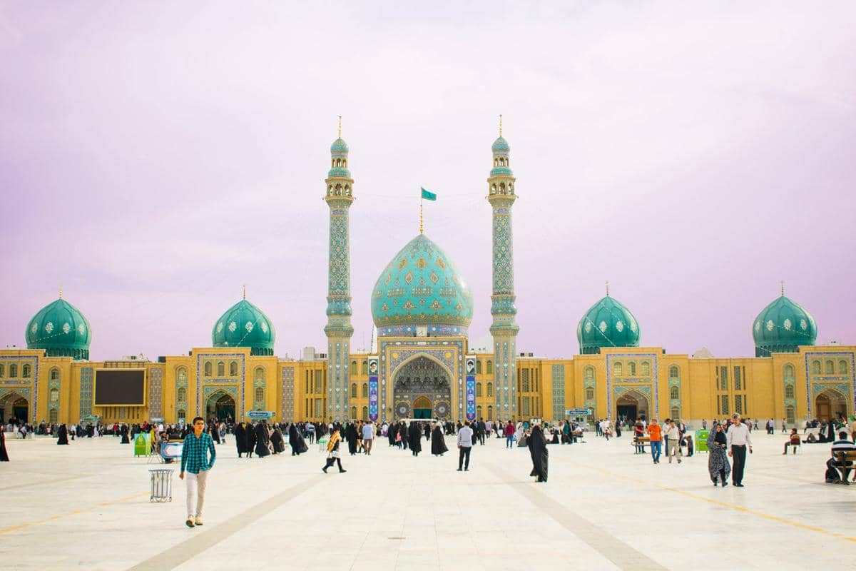 5 Keunikan Masjid Jamkaran di Iran, Ada Sumur di Area Masjid