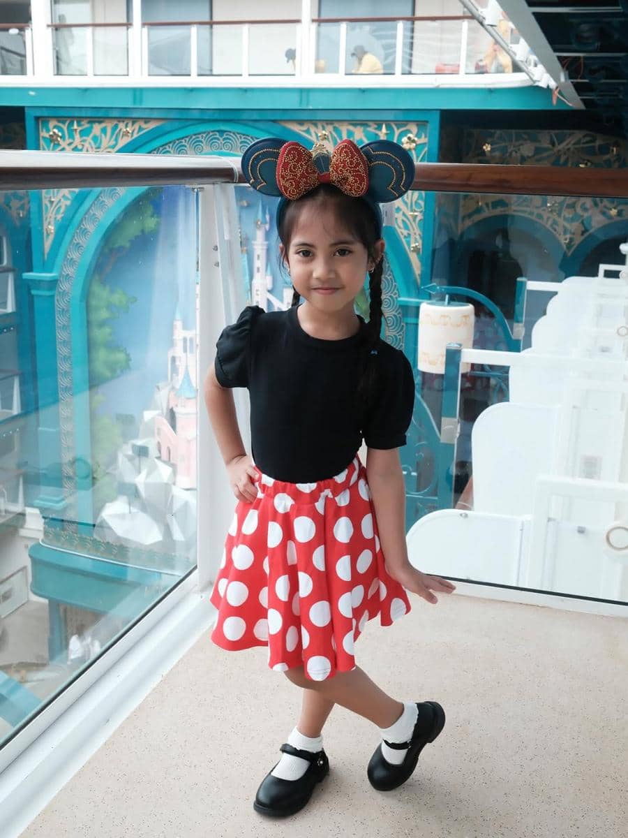 Rachel Vennya ajak buah hati naik Disney Cruise Singapore