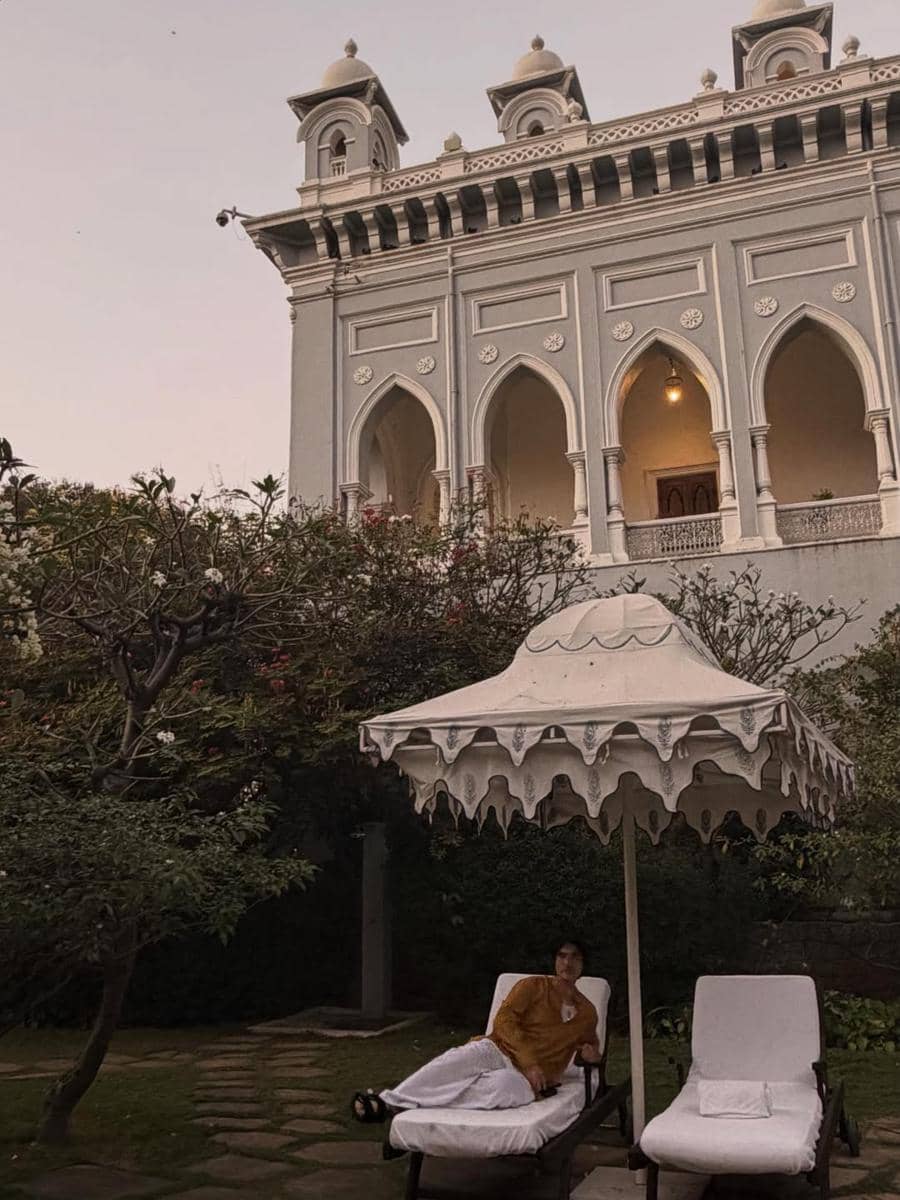 Raline Shah berlibur ke Hyderabad