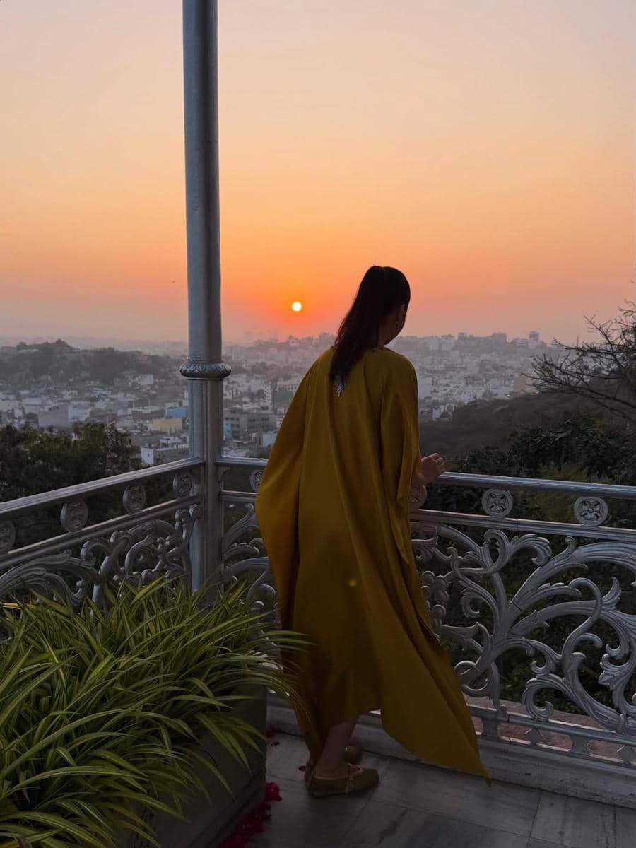 Raline Shah berlibur ke Hyderabad