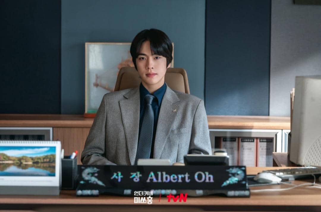 4 Karakter Tersembunyi Albert Oh di Undercover Miss Hong