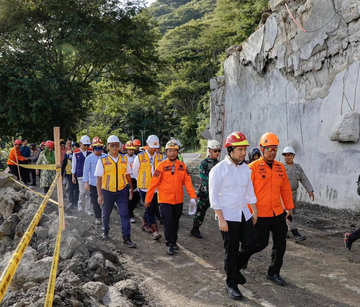 Pemprov Jatim Libatkan Ahli Geologi Tangani Longsor Trenggalek 