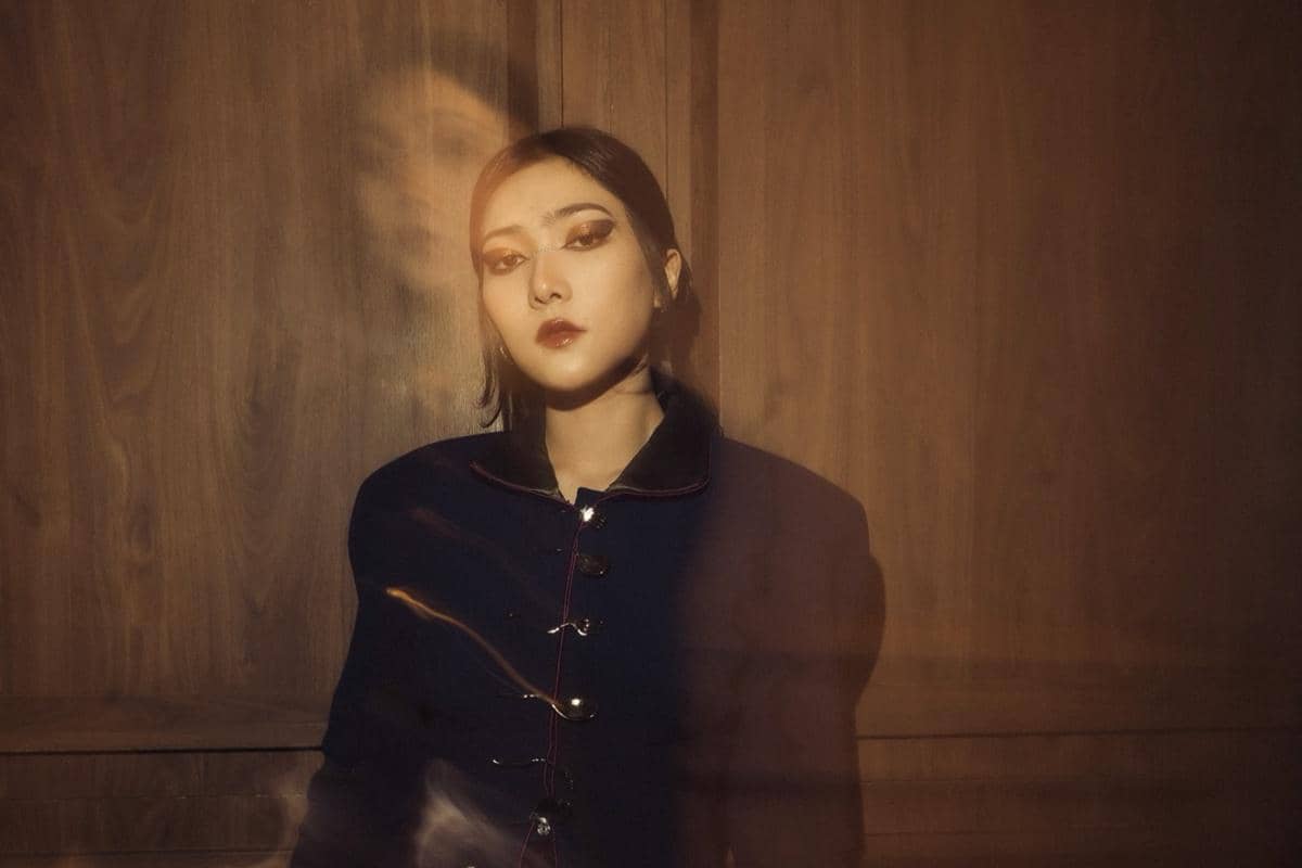 Isyana Dituding Iluminati, Suami: Semoga Tuhan Lindungi Kita dari Fitnah