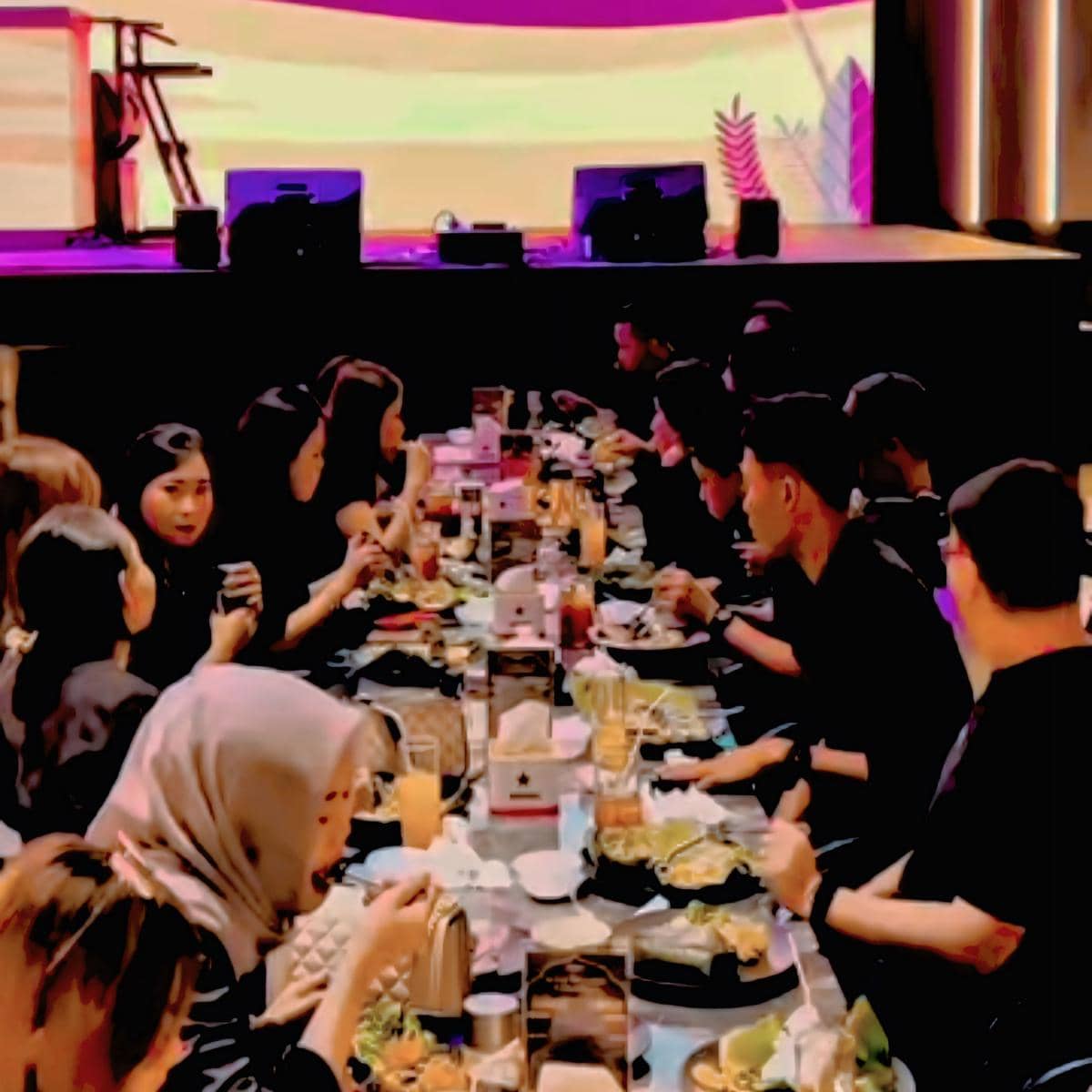 Bukber Serasa Fine Dining Eksklusif di Alumbra Cafe, Mulai Rp75 Ribuan