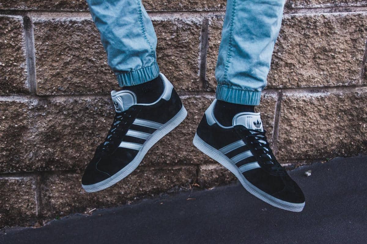 5 Sneakers Adidas Paling Stylish untuk Aktivitas Harianmu