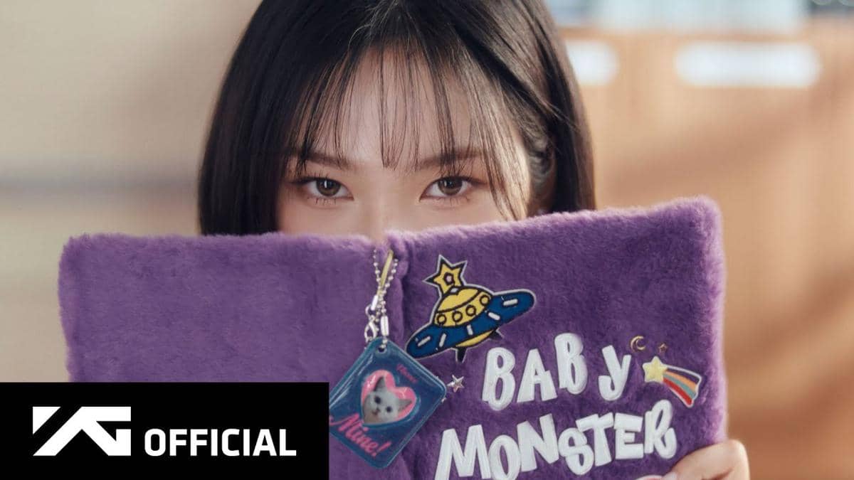 cuplikan MV lagu "Really Like You" dari BABYMONSTER