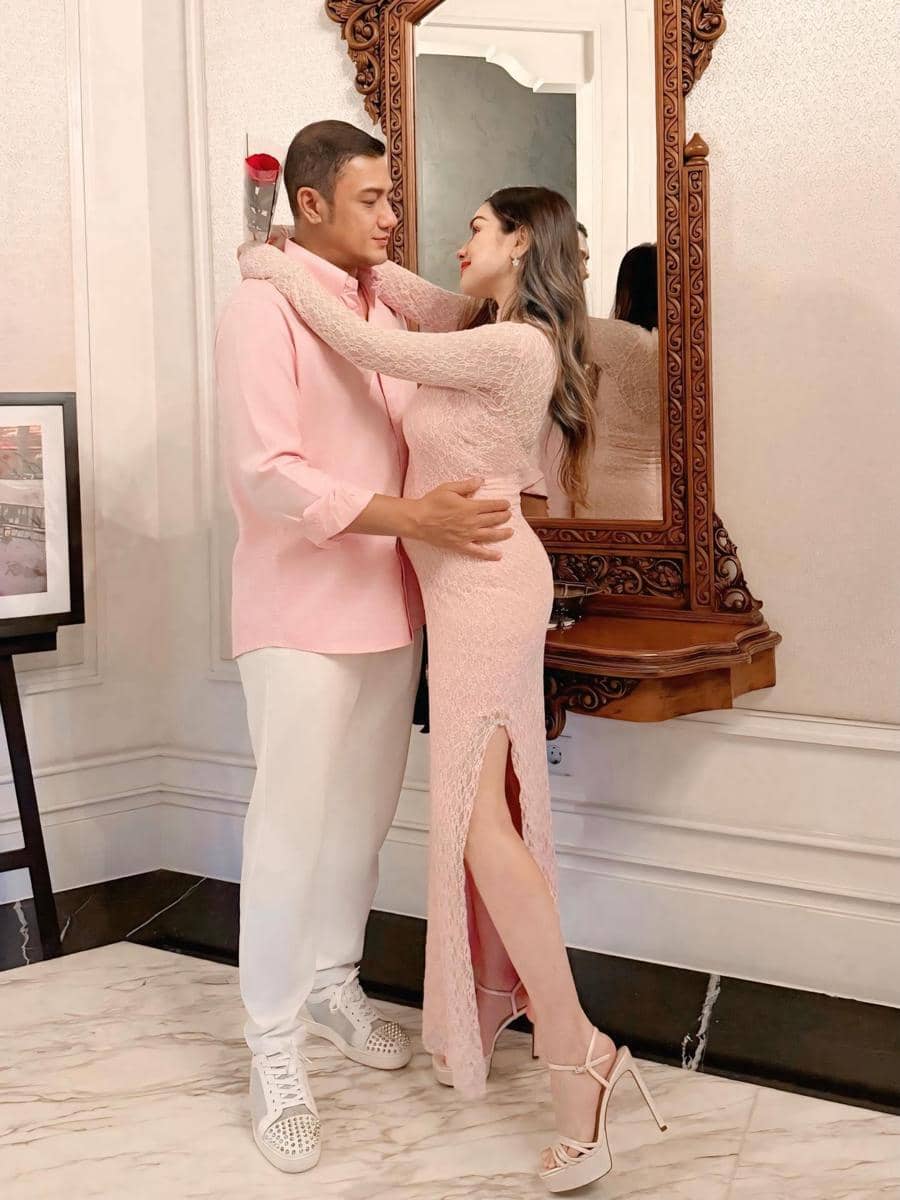 Pemakaman Bayi Teuku Rafly yang Meninggal dalam Kandungan (instagram.com/nourahsheivirah)