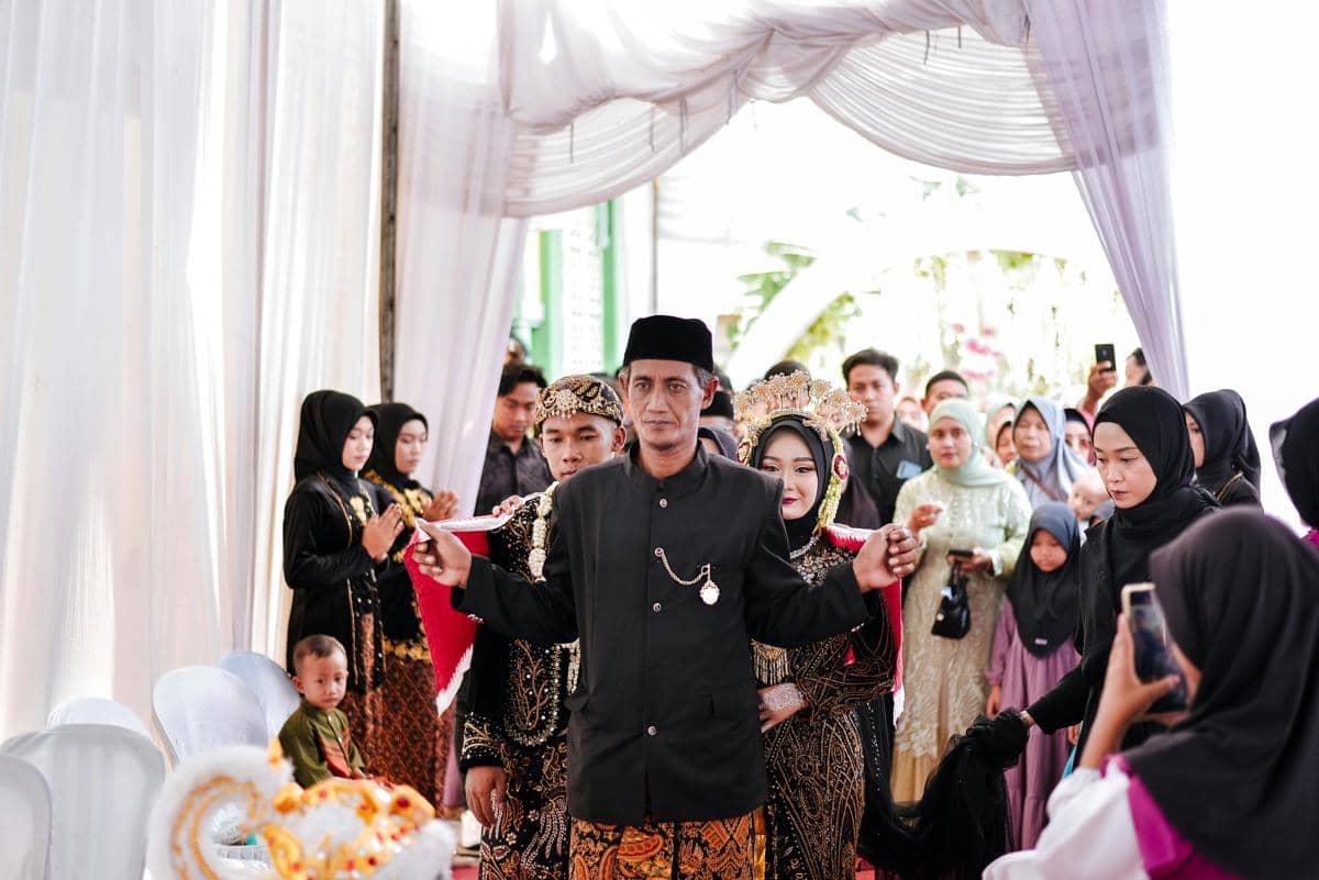 5 Alasan Gak Perlu Tersinggung kalau Nikah Dibiayai Orangtua