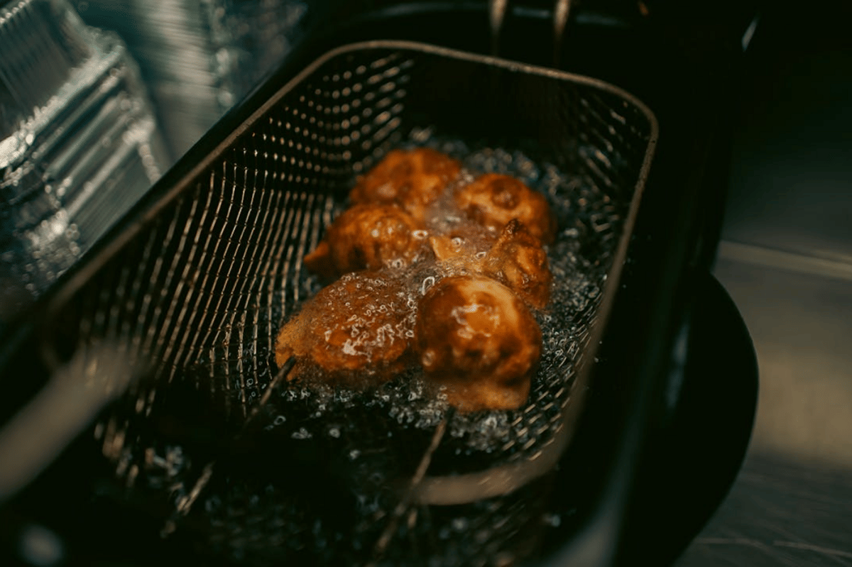 ilustrasi membuat jjukkumi bokkeum