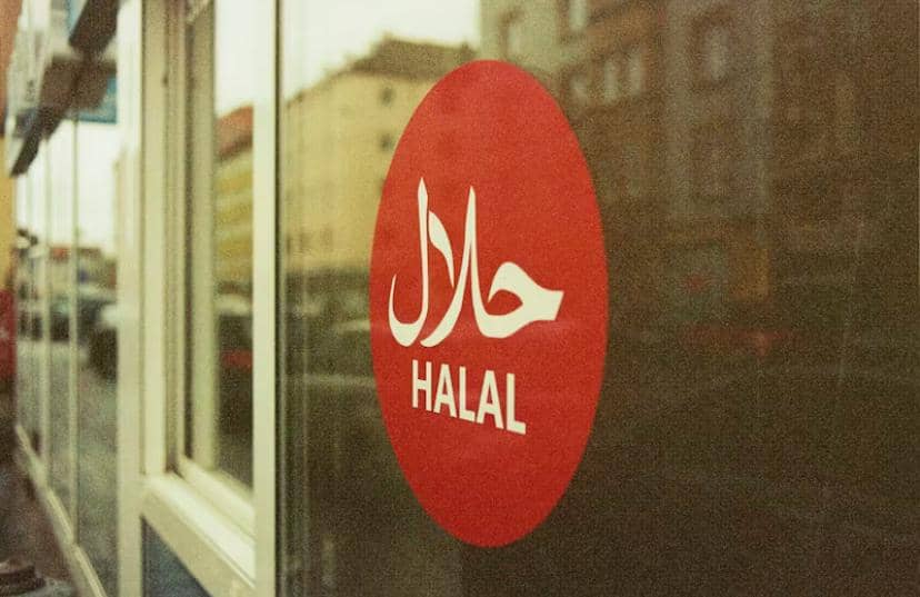 ilustrasi restoran halal