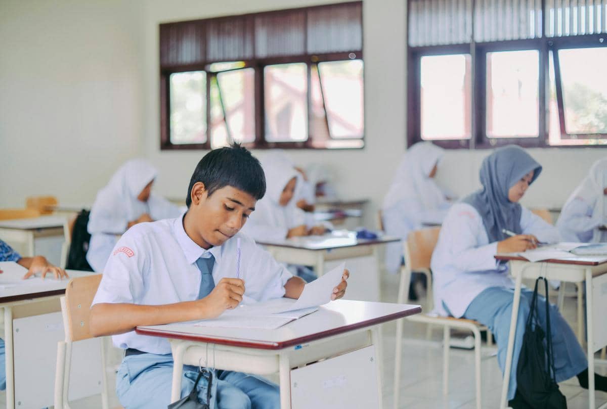 ilustrasi siswa SMA