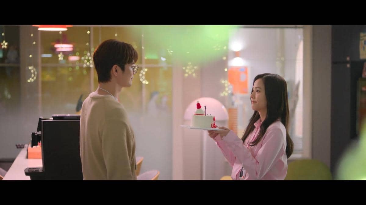 Seo In Guk dan Jisoo di drama Boyfriend on Demand