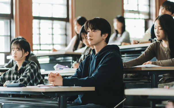 5 Plot Utama Still Shining yang Menggugah Dinamika Cerita