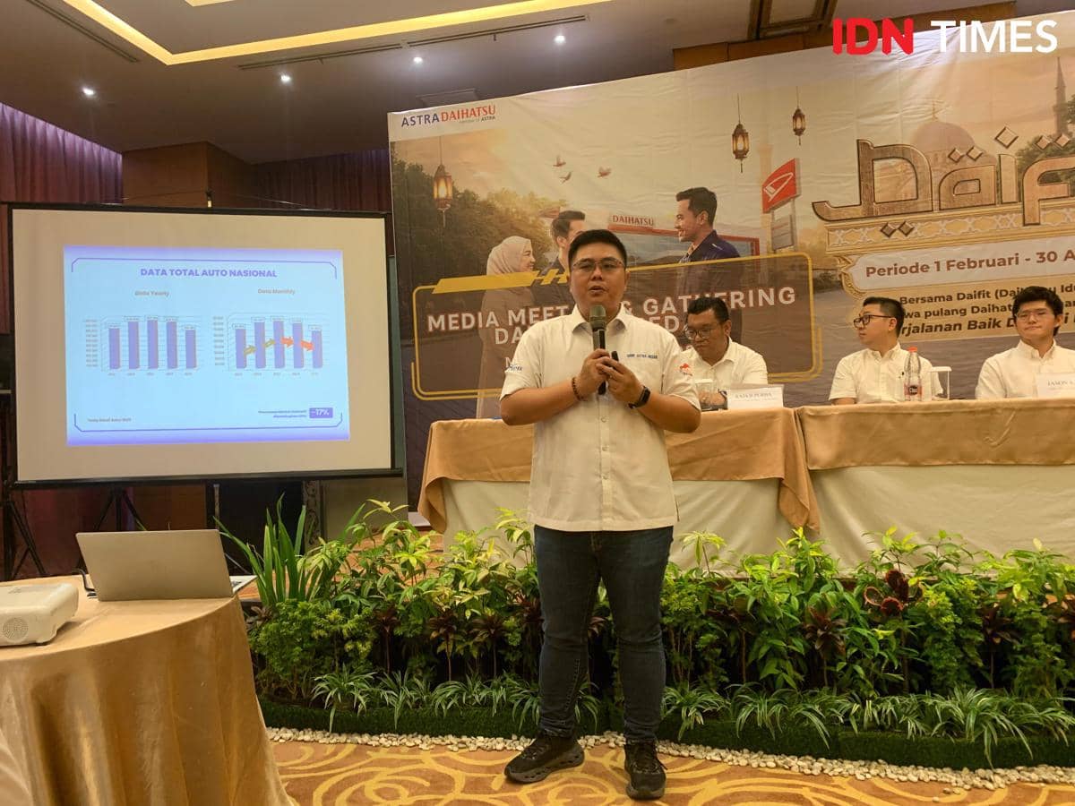 Konferensi pers Daihatsu terkait program Daihatsu Idul Fitri (Daifit) dengan hadiah umrah (IDN Times/Doni Hermawan)