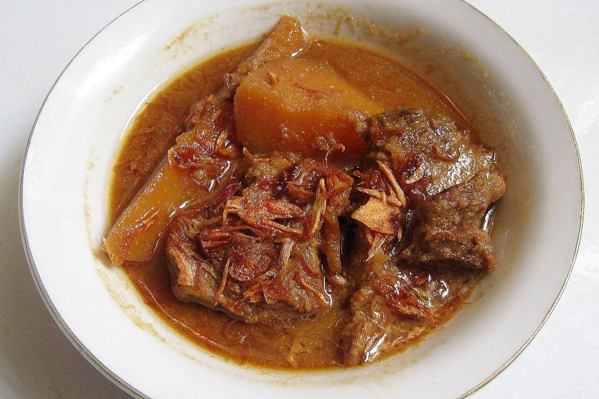 Semur daging kentang