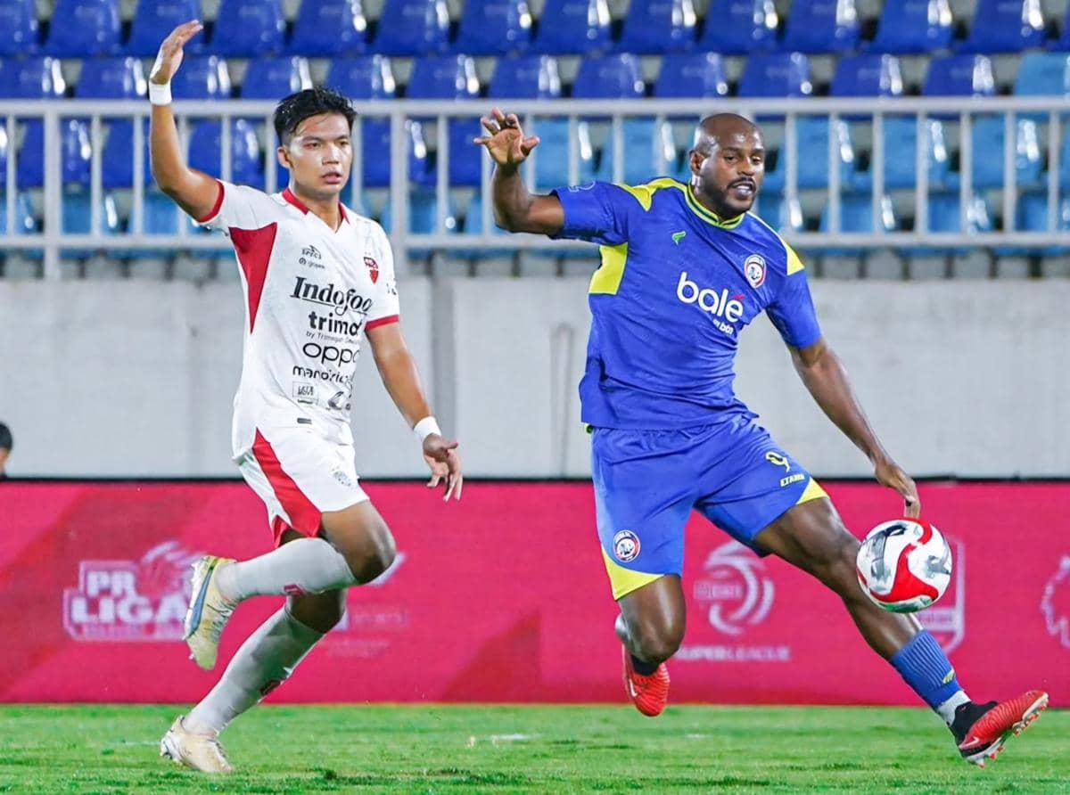 𝘼𝙮𝙤𝙤𝙤, 𝙇𝙪𝙬𝙚𝙝 𝙉𝙜𝙚𝙮𝙚𝙡 𝙈𝙖𝙣𝙚𝙝!!!🦁🫵Umak SINGO.#AremaFC #Aremania #SalamSatuJi.heic (1).jpg