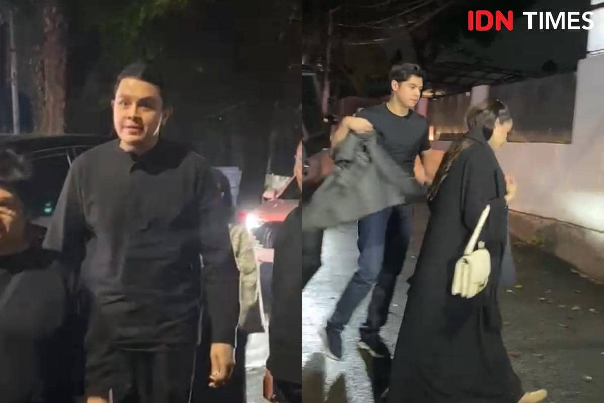 Potret Para Artis Melayat ke Rumah Duka Vidi Aldiano