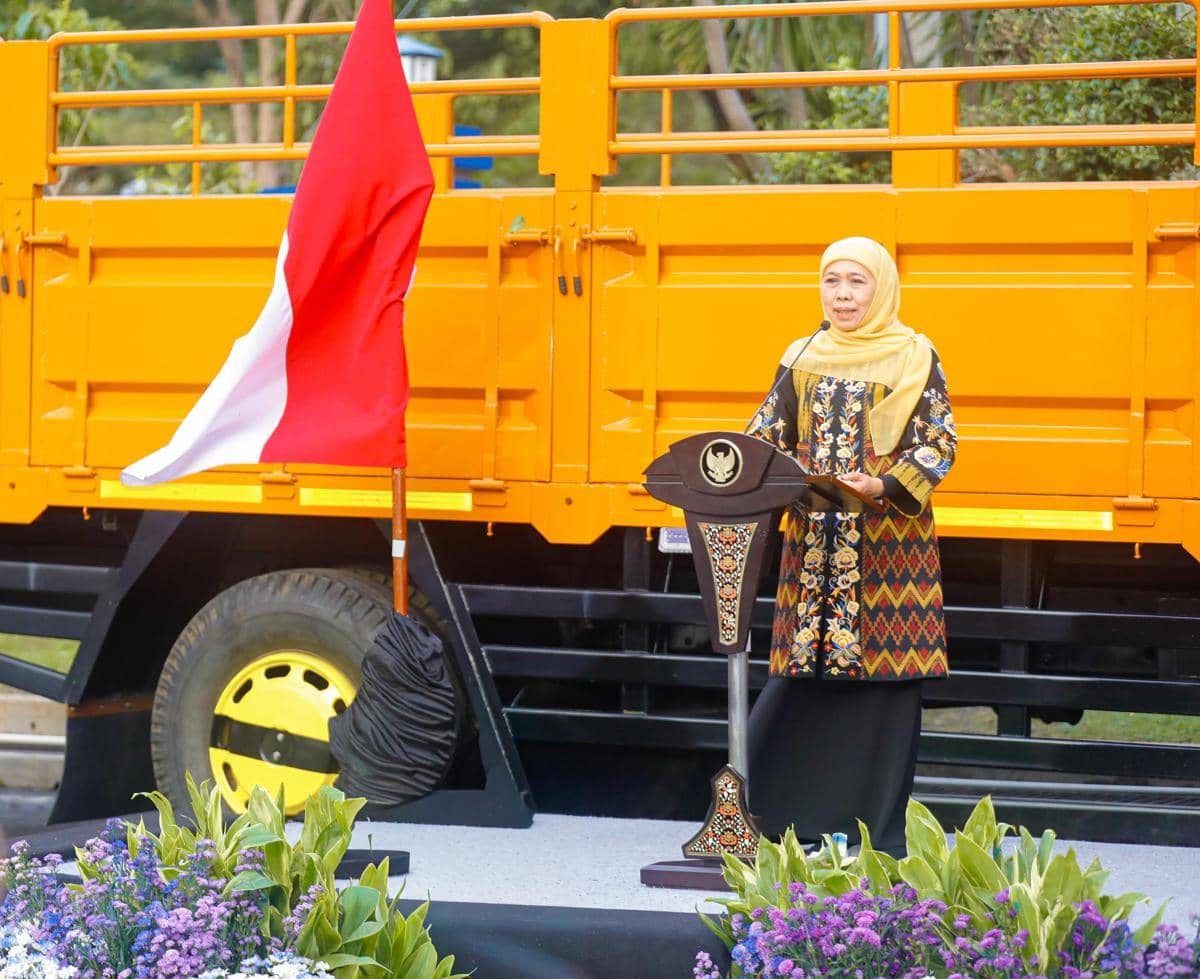 Khofifah Janji Bantu Normalisasi Ratusan Truk di Jatim Agar Bebas ODOL