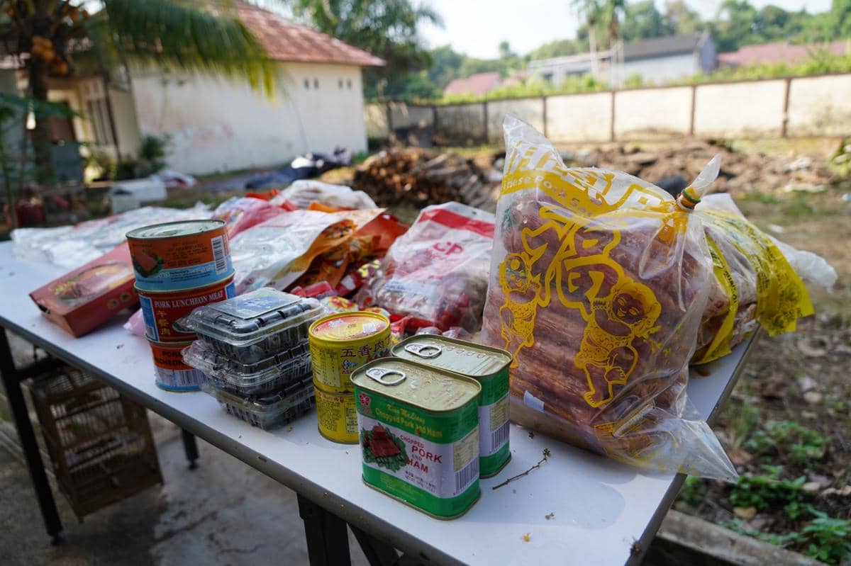 Sejumlah Daging Babi Dimusnahkan, Berpotensi jadi Media Pembawa Hama