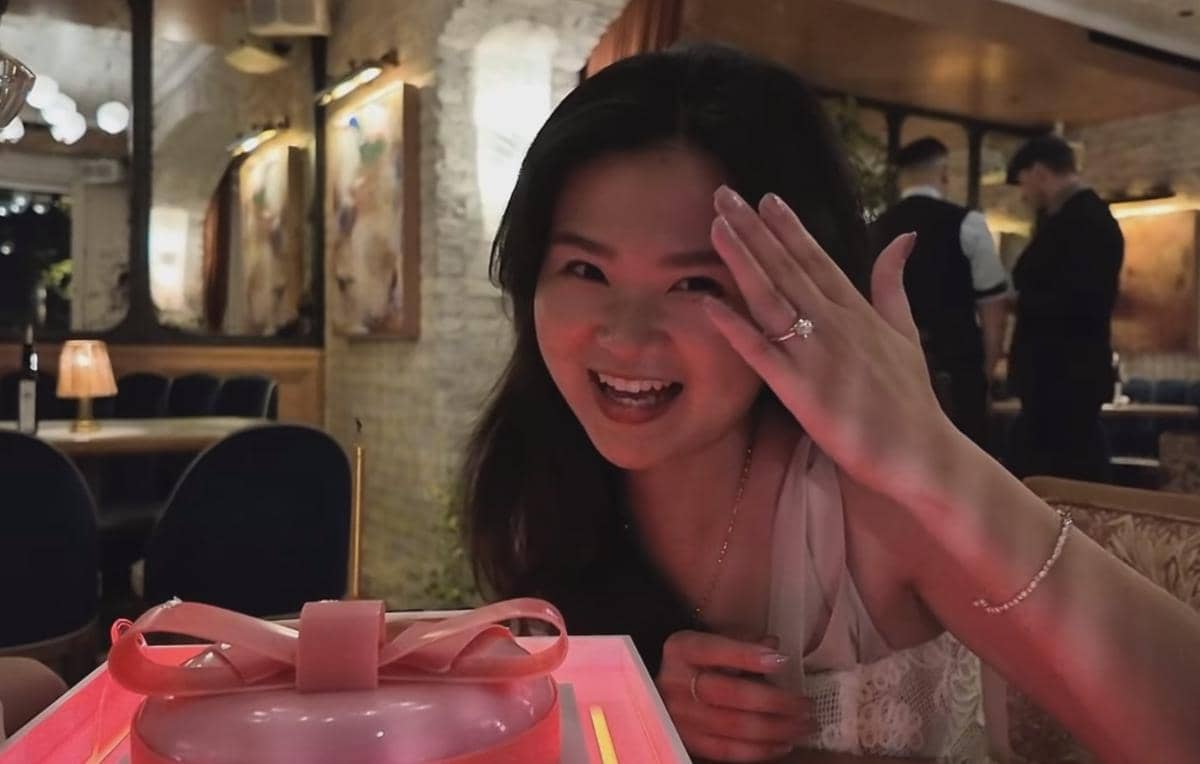 Felicia Tissue Dilamar Kekasih