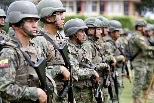 Tentara Ekuador.