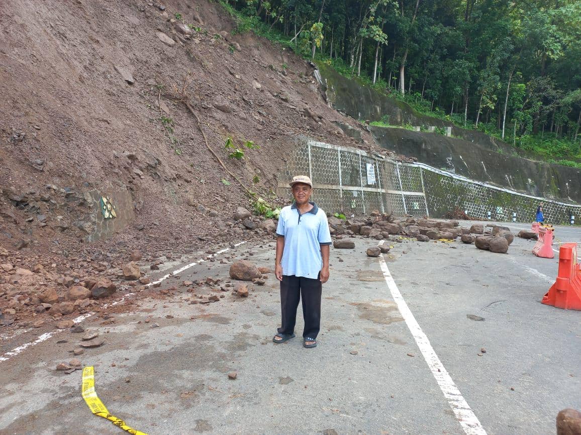 Tanjakan Clongop Gunungkidul Longsor Lagi, Warga Diimbau lewat Jalur Lain