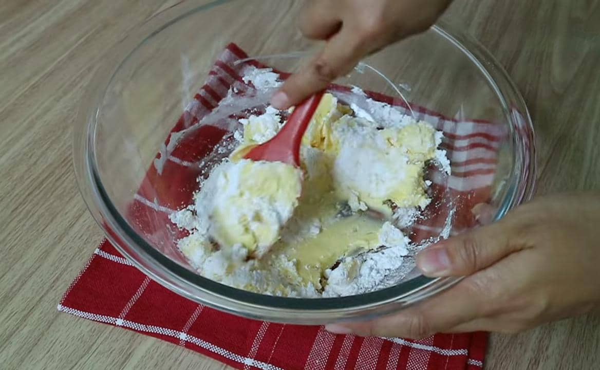 ilustrasi membuat adonan