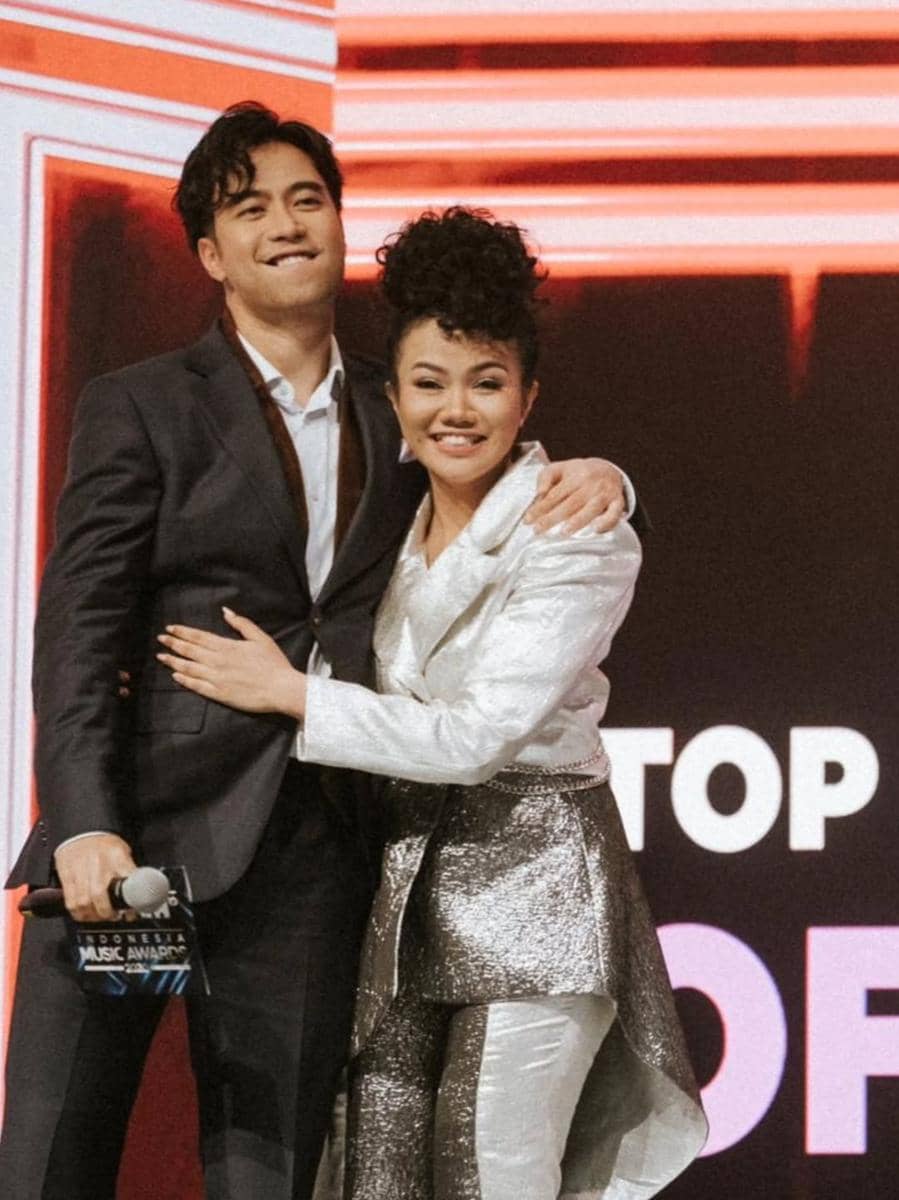 Yura Yunita mengenang Vidi Aldiano.