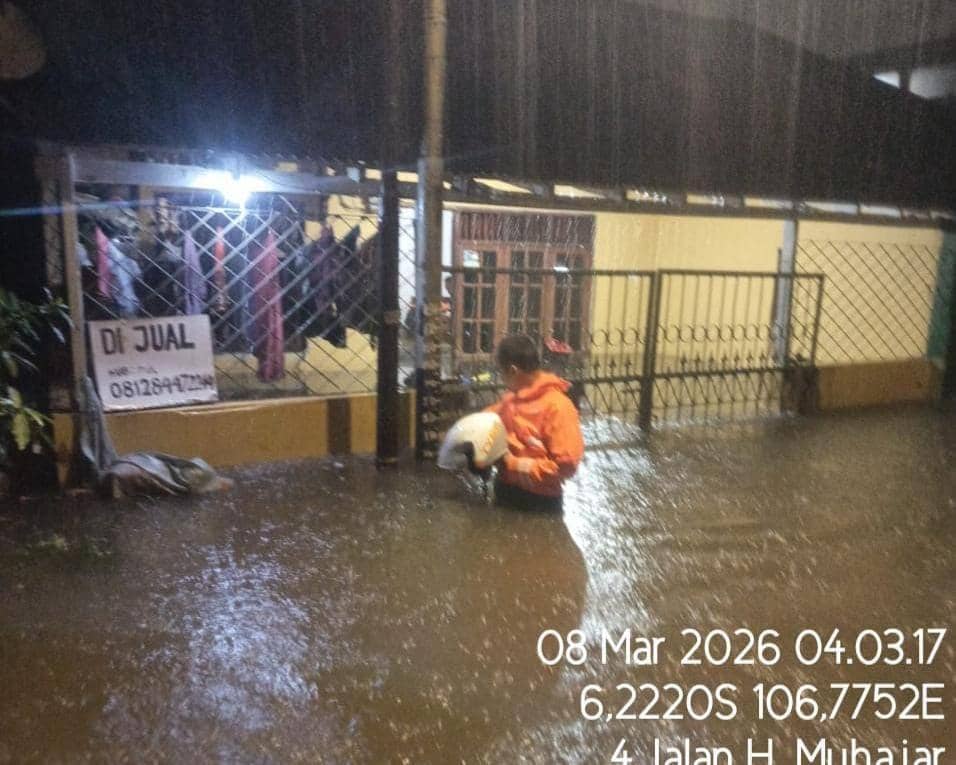 Daftar 16 Ruas Jalan di Jakarta Terendam Banjir Sampai Satu Meter