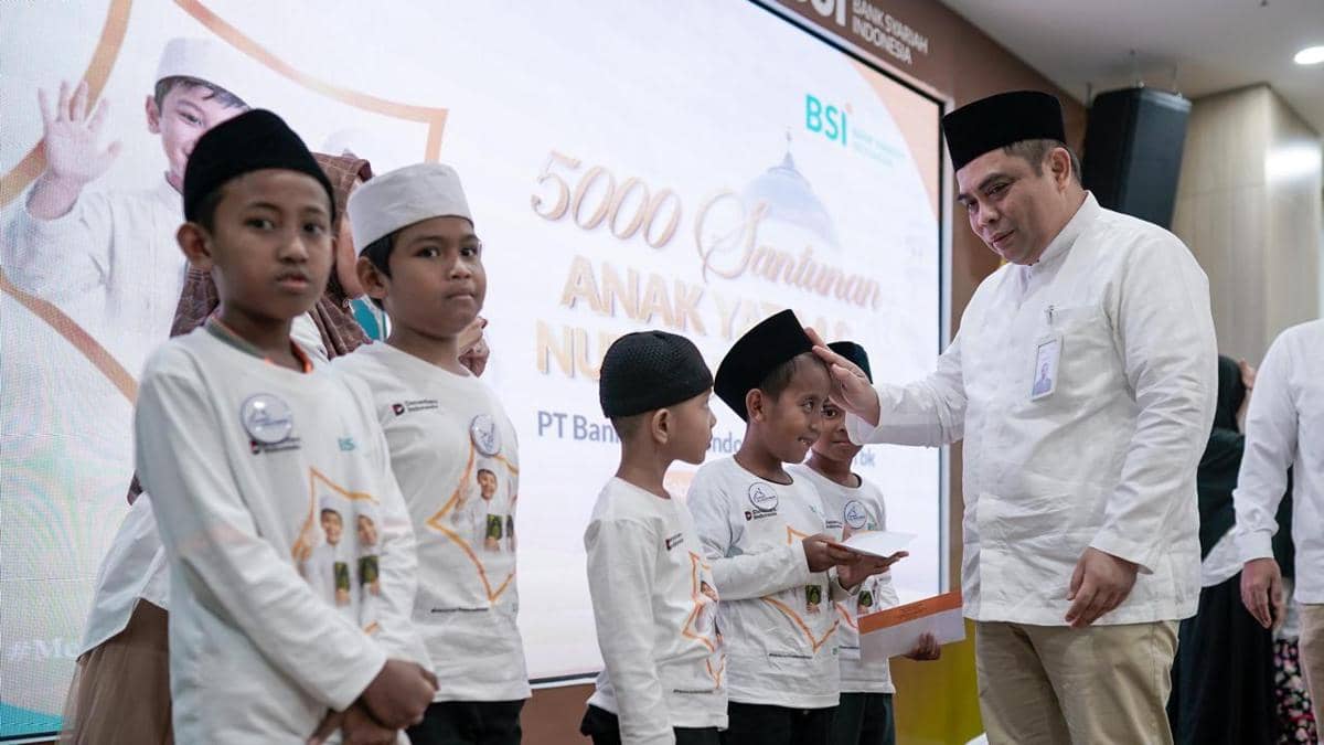 Menunggu Magrib dengan Senyum: Ratusan Anak Yatim dan Santunan Ramadan