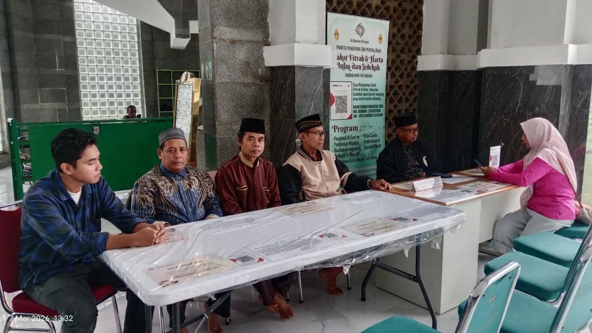 Hari ke-17 Ramadan, Zakat di Al-Markaz Makassar Capai Rp17,03 Juta