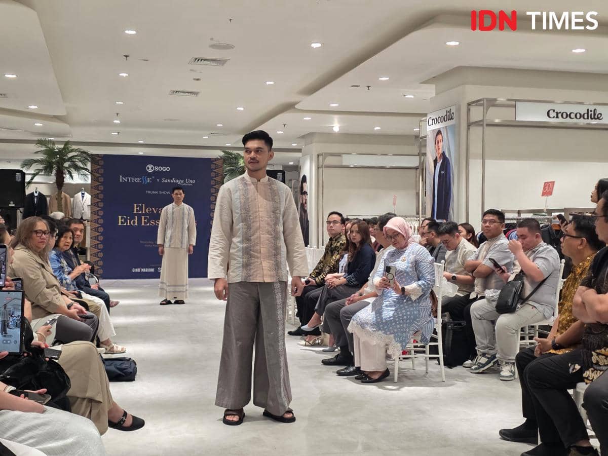 Koleksi spesial hasil kolaborasi INTRESSE dengan Sandiaga Uno di SOGO Kota Kasablanka