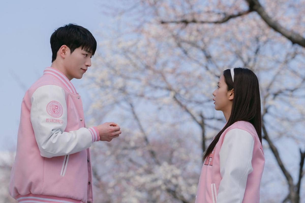 cuplikan drakor Boyfriend on Demand