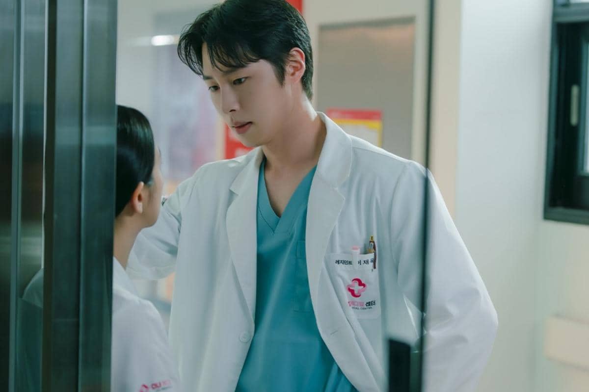 cuplikan drakor Boyfriend on Demand 