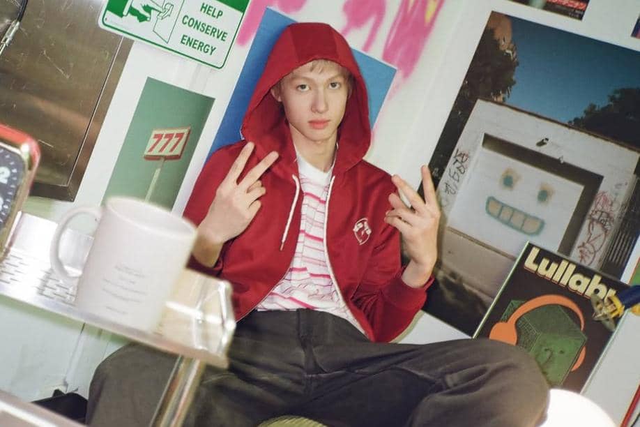 7 Fancam Menarik Martin, Leader Berbakat CORTIS yang Ulang Tahun ke-18