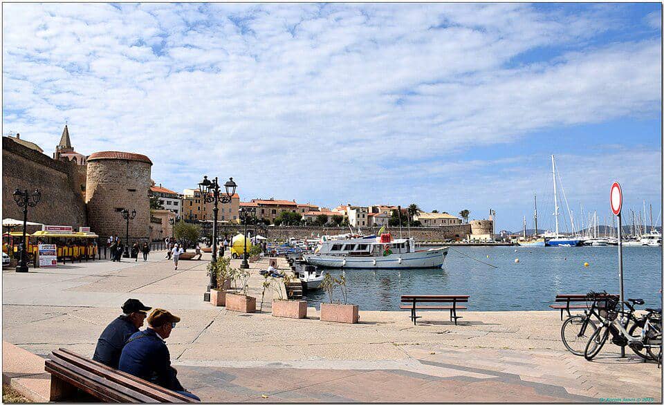 Kota Alghero di Italia
