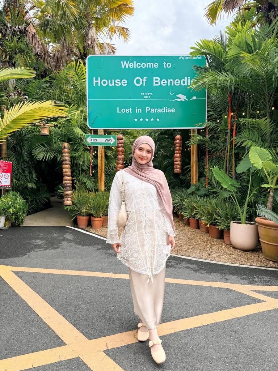 OOTD Lebaran Pakai Outer ala Siska Amera