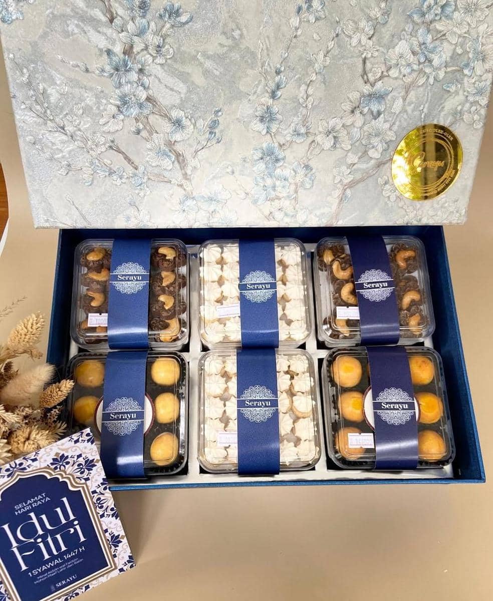 hampers kue kering dari Toko Kue Serayu Bandung