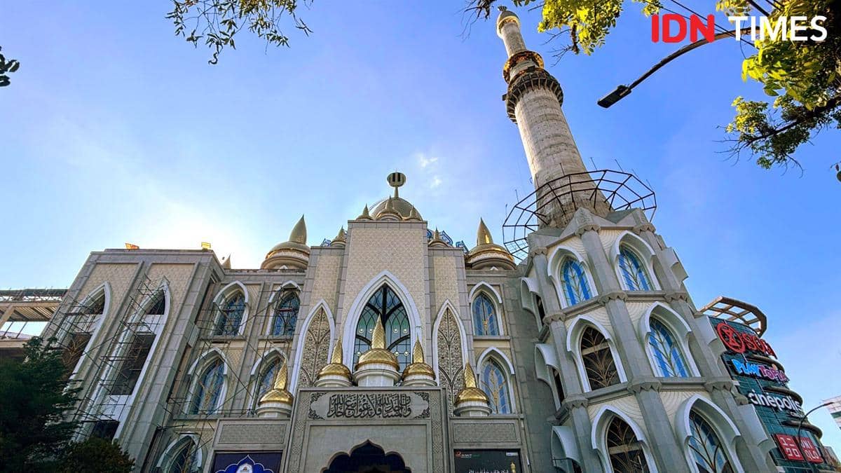 Masjid Agung Medan (Mangara Wahyudi)
