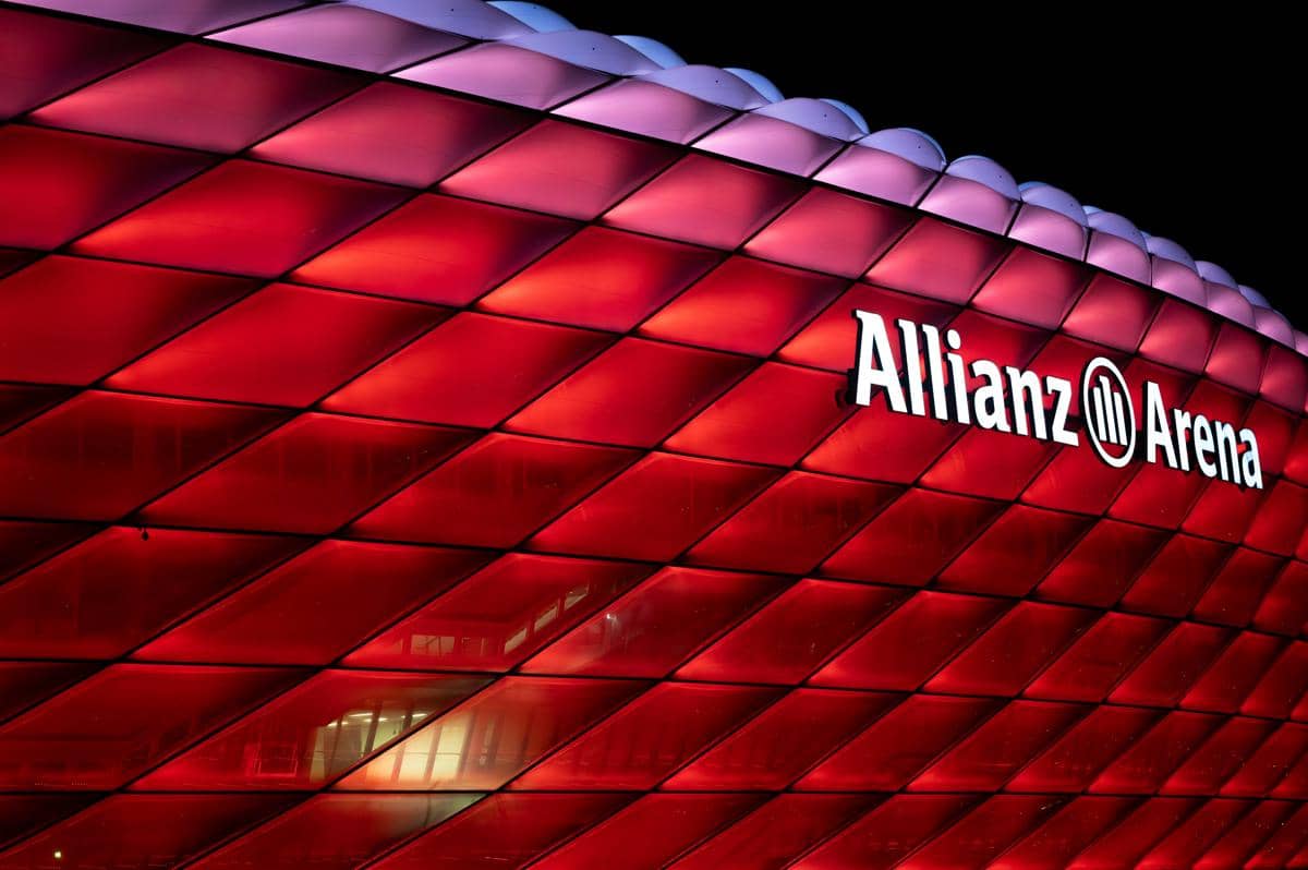 [FOTO] Atmosfer Megah Allianz Arena Sambut Kelolosan Bayern Munich