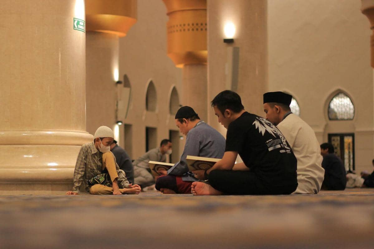 5 Checklist Iktikaf Biar Ibadah Malam Gak Sekadar Begadang di Masjid