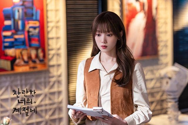 5 Makna Iridescent Clouds untuk Song Ha Ran di In Your Radiant Season 